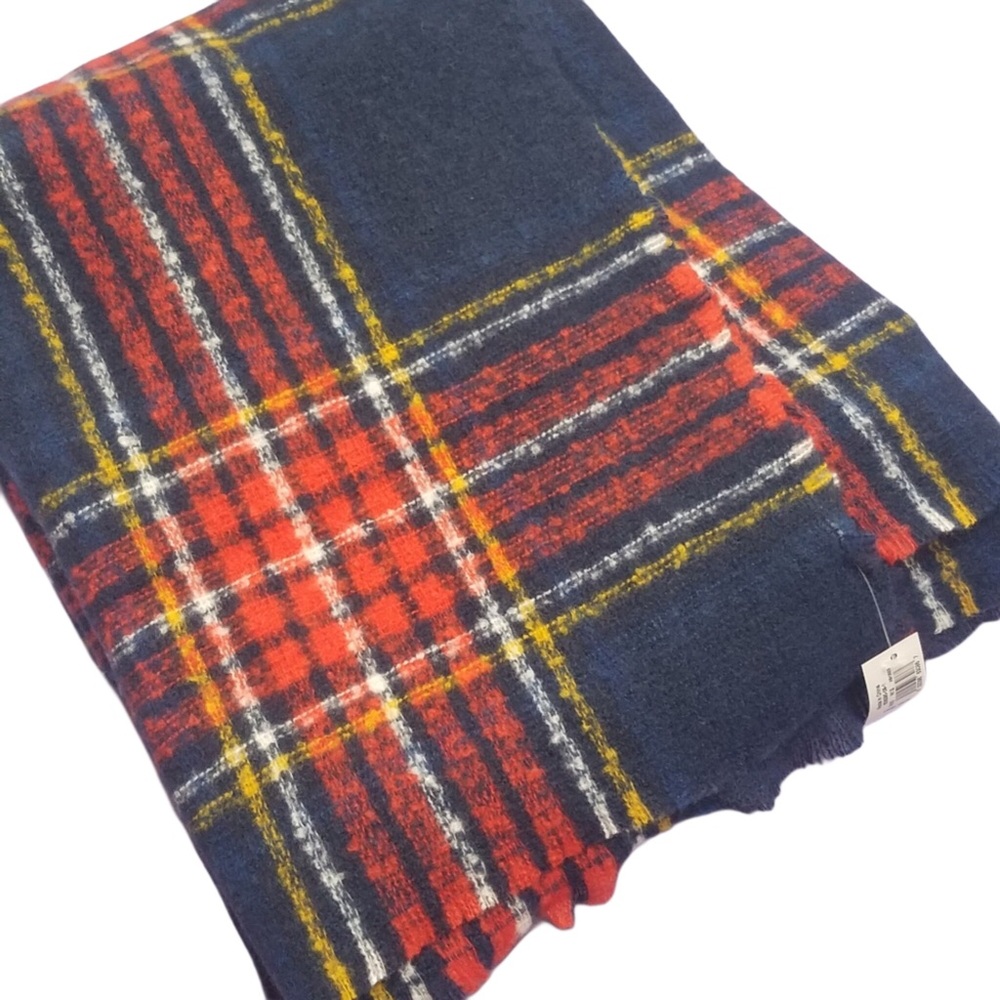 Old Navy Soft-Brushed Flannel Scarf Navy Multi Plaid